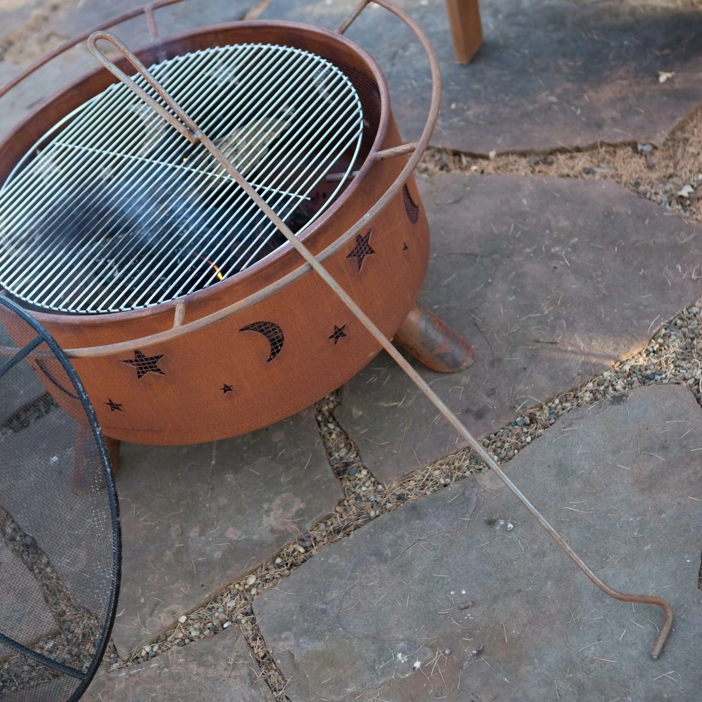 Best reviews of π Round Patina Evening Sky 31 Diam. Fire Pit With Grill And Free Cover π 8 Best reviews of π Round Patina Evening Sky 31 Diam. Fire Pit With Grill And Free Cover π - Image 8